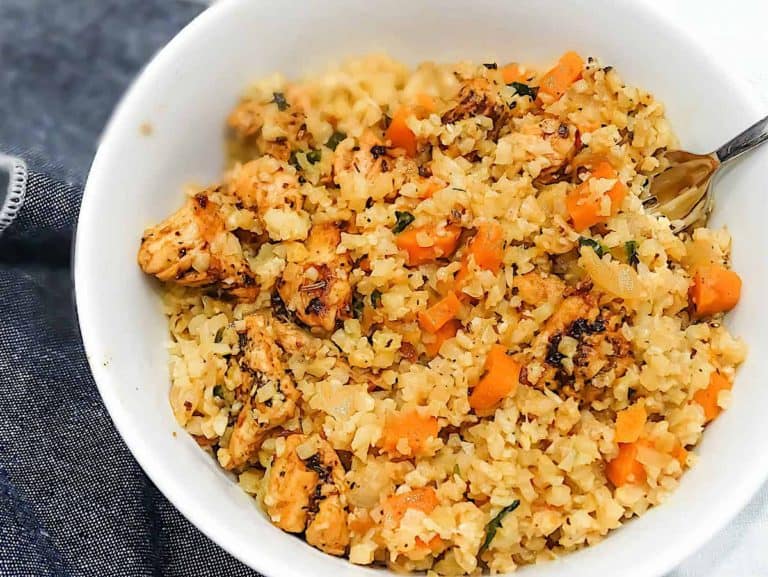 Cauliflower Rice Stir Fry with Garlic Butter Chicken (1 Pot, 25 Minutes!)