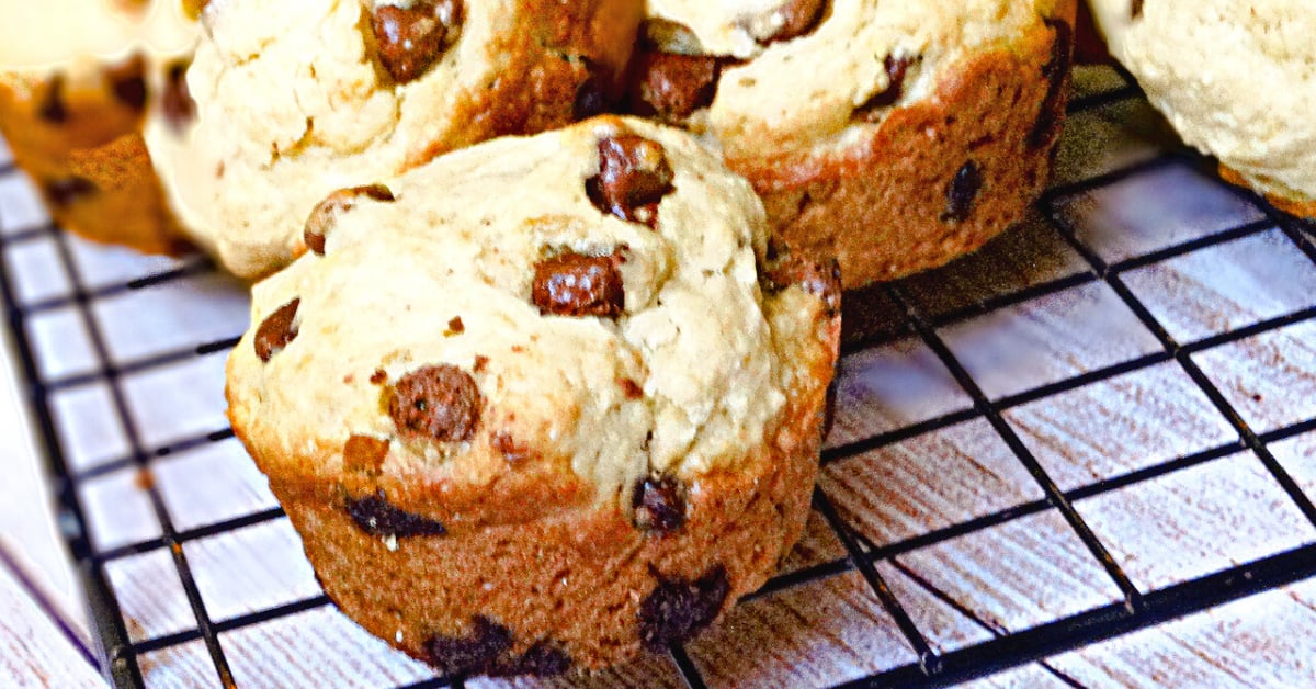 Dairy-Free Chocolate Chip Muffins - Tasty Oven