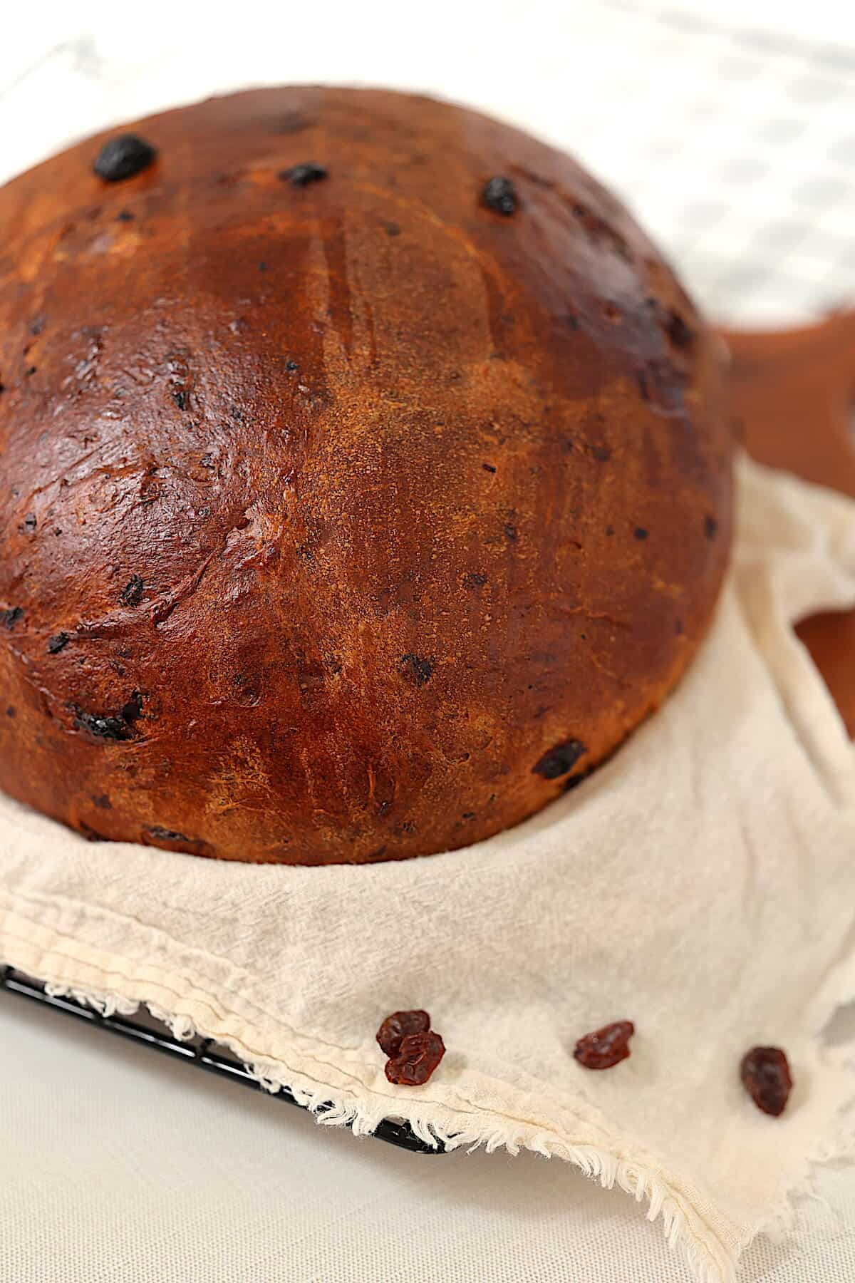 cinnamon raisin bread 