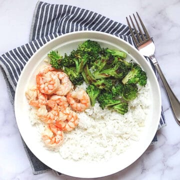 garlic lime shrimp, rice, and broccoli bowl