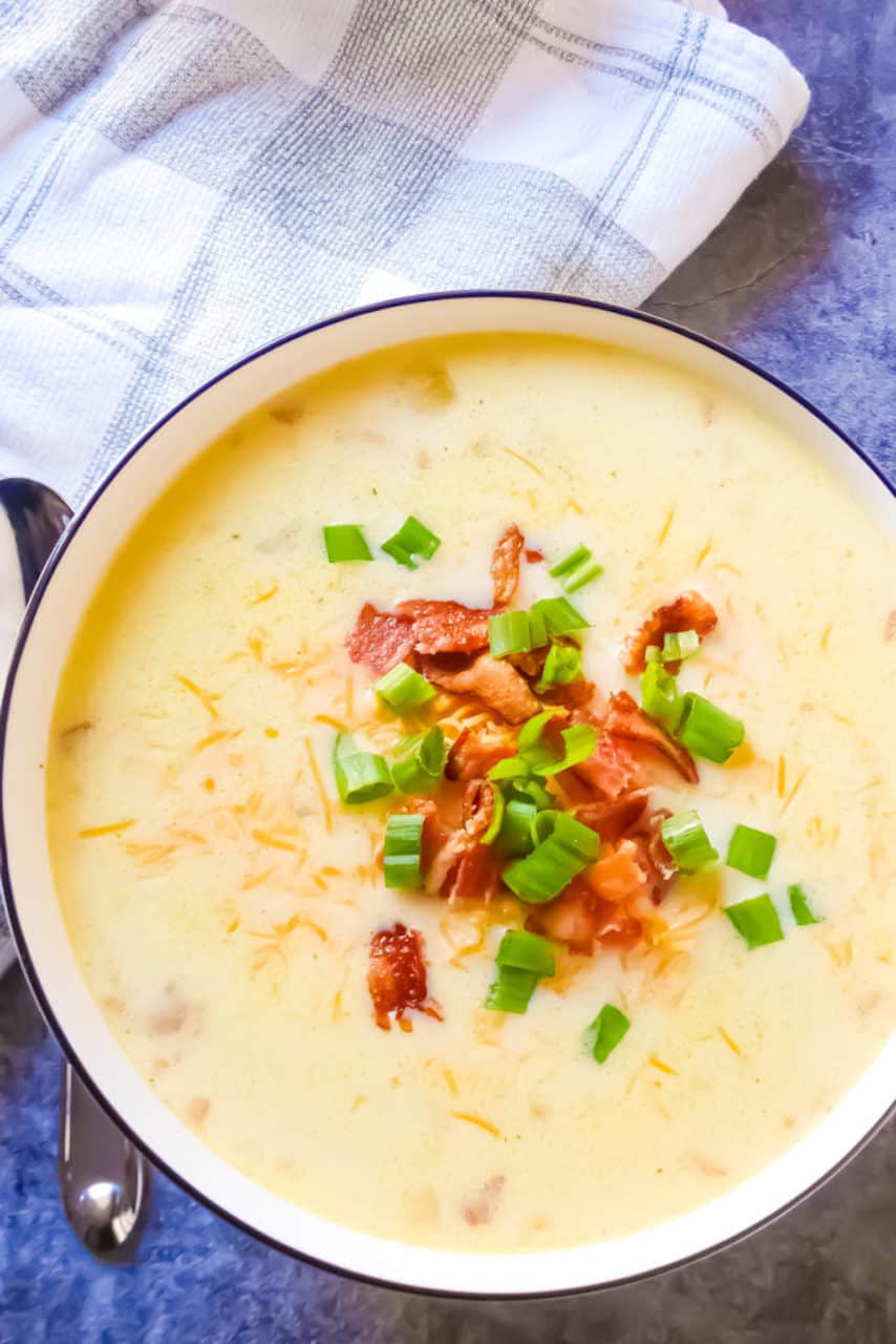 Slow Cooker Loaded Baked Potato Soup