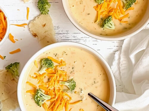 Instant Pot Broccoli Cheese Soup