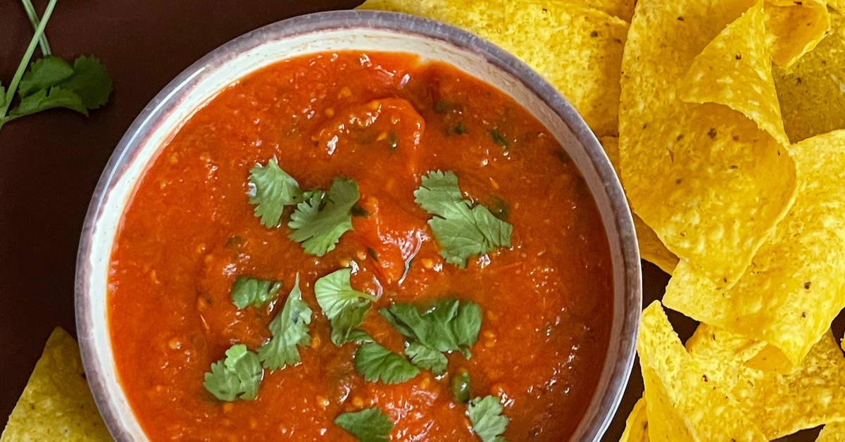 Salsa Roja Restaurant Style Salsa Recipe for the Instant Pot