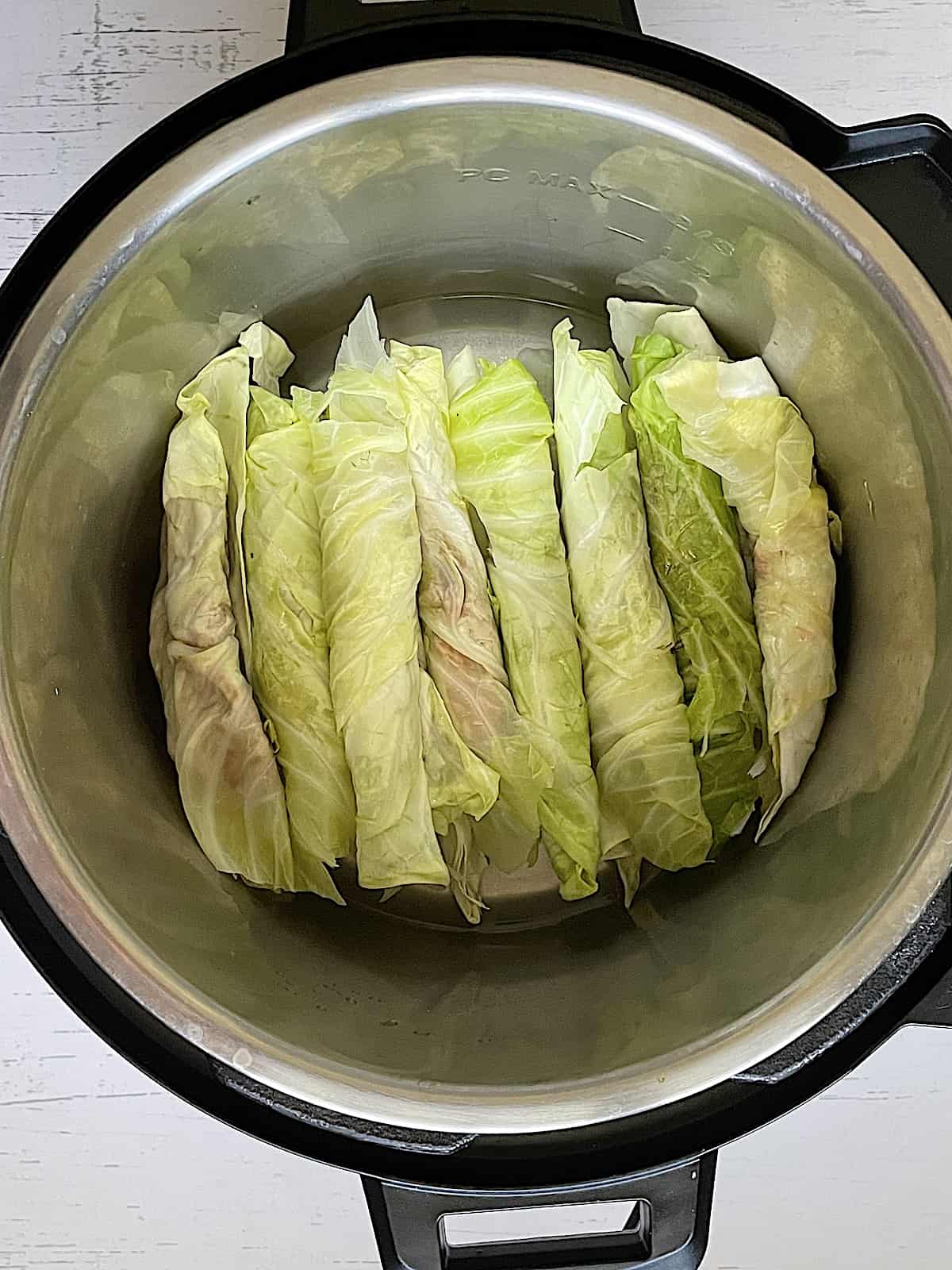 uncooked cabbage rolls in the instant pot