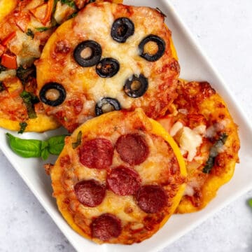 air fried mini pizza on a white plate
