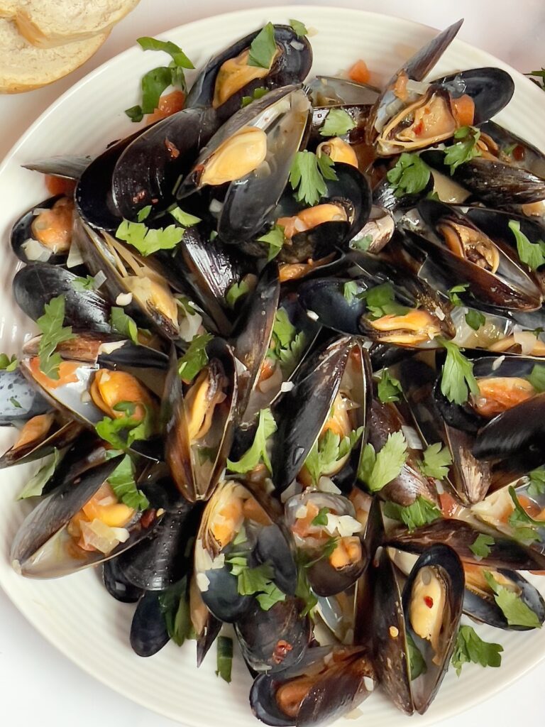 Instant Pot Mussels (Mussels Mariniere) Tasty Oven