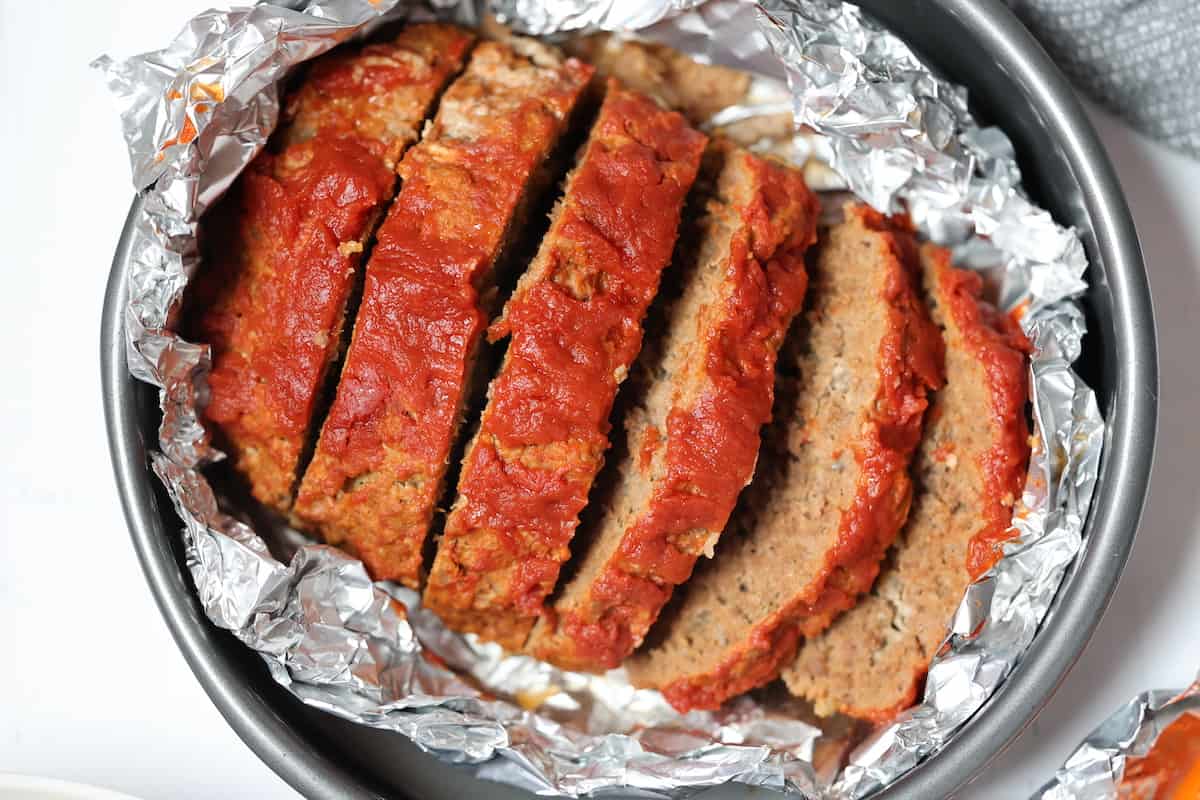 instant pot meatloaf in a cake pan
