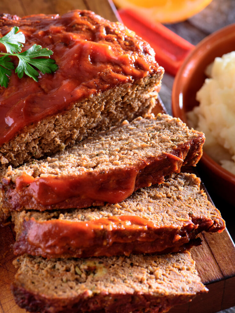 Crockpot Meatloaf With Potatoes and Carrots – Tasty Oven