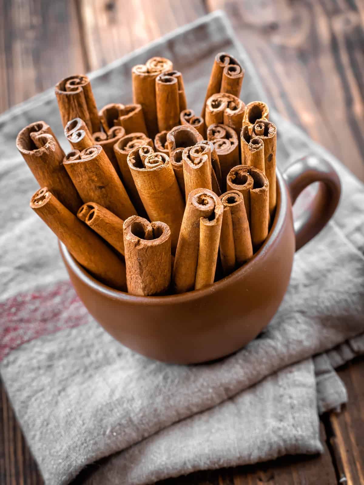 cinnamon sticks in a mug