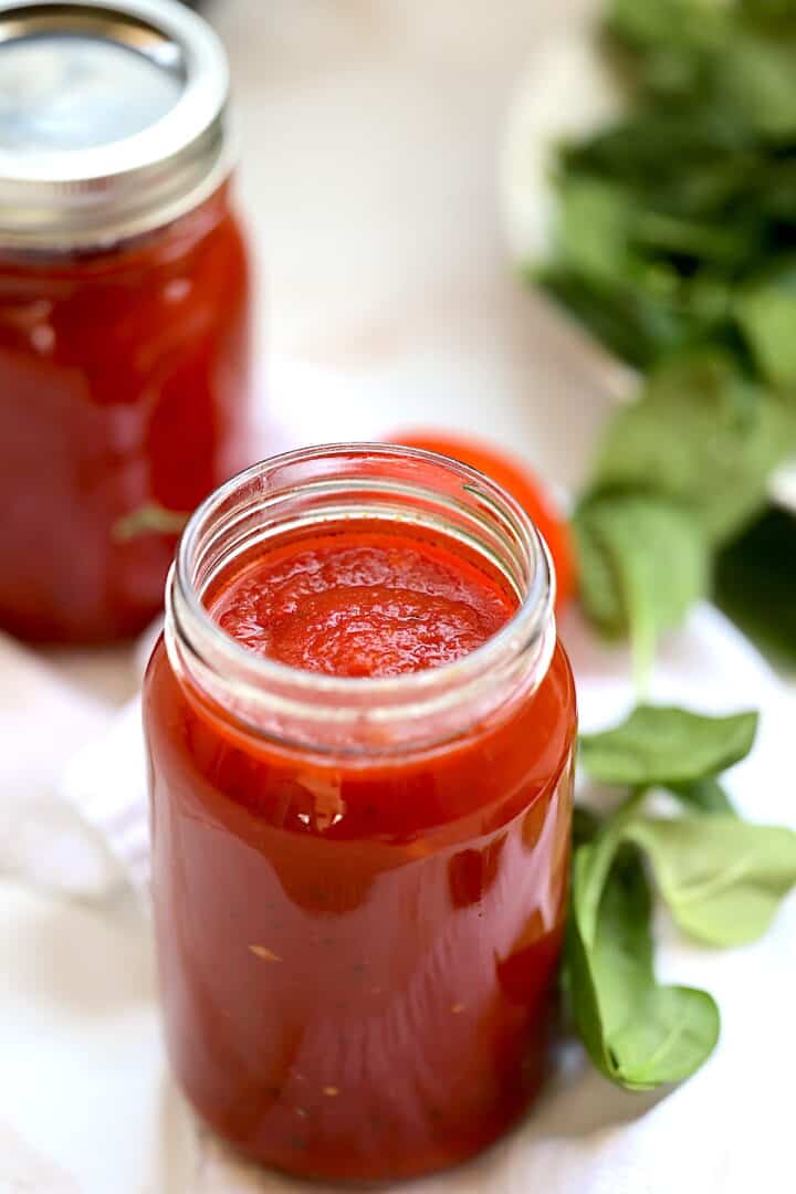 Homemade Tomato Sauce with Canned Tomatoes