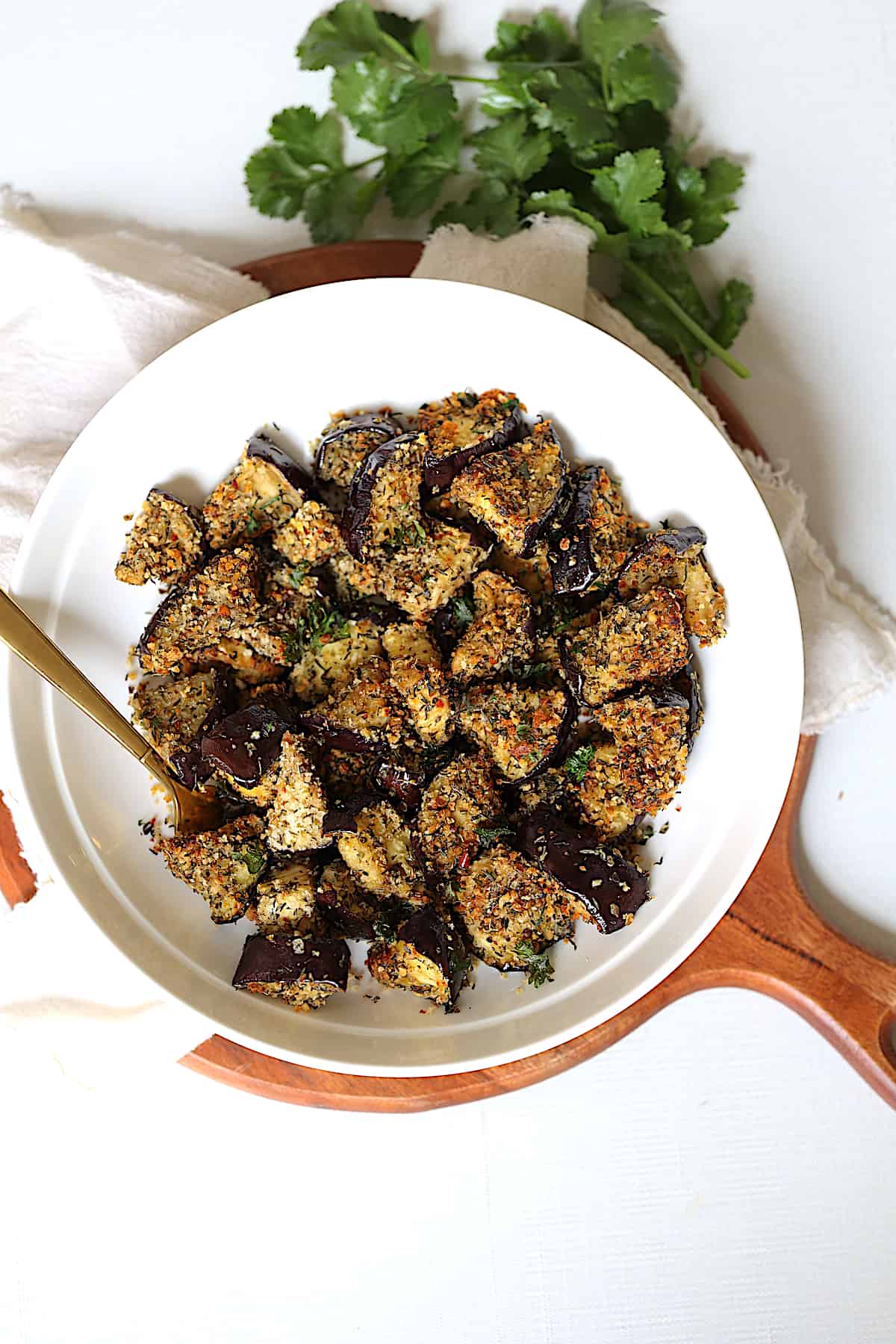 air fryer eggplant in a white bowl