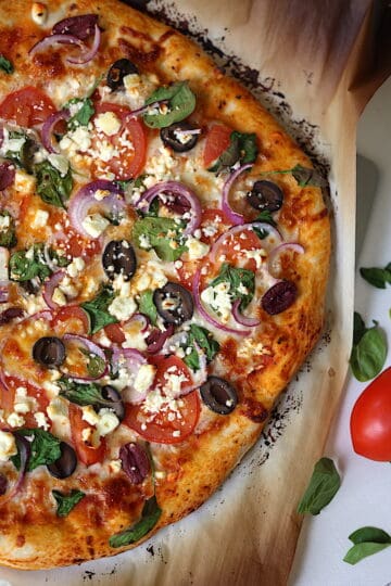 Easy Mediterranean Pizza Recipe - Tasty Oven