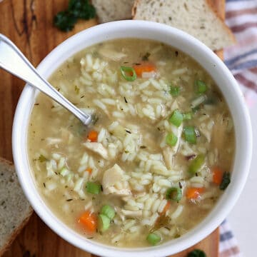 instant pot chicken and rice soup in a bowl
