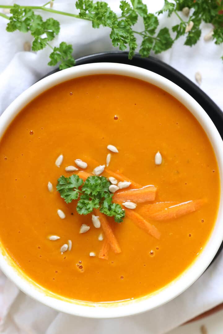 Slow Cooker Carrot Soup – Tasty Oven