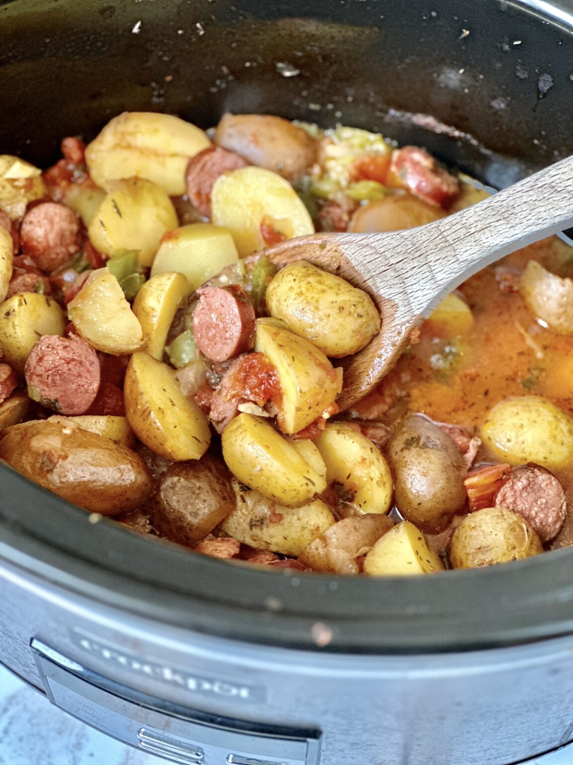 Easy Crockpot Sausage and Potatoes Casserole