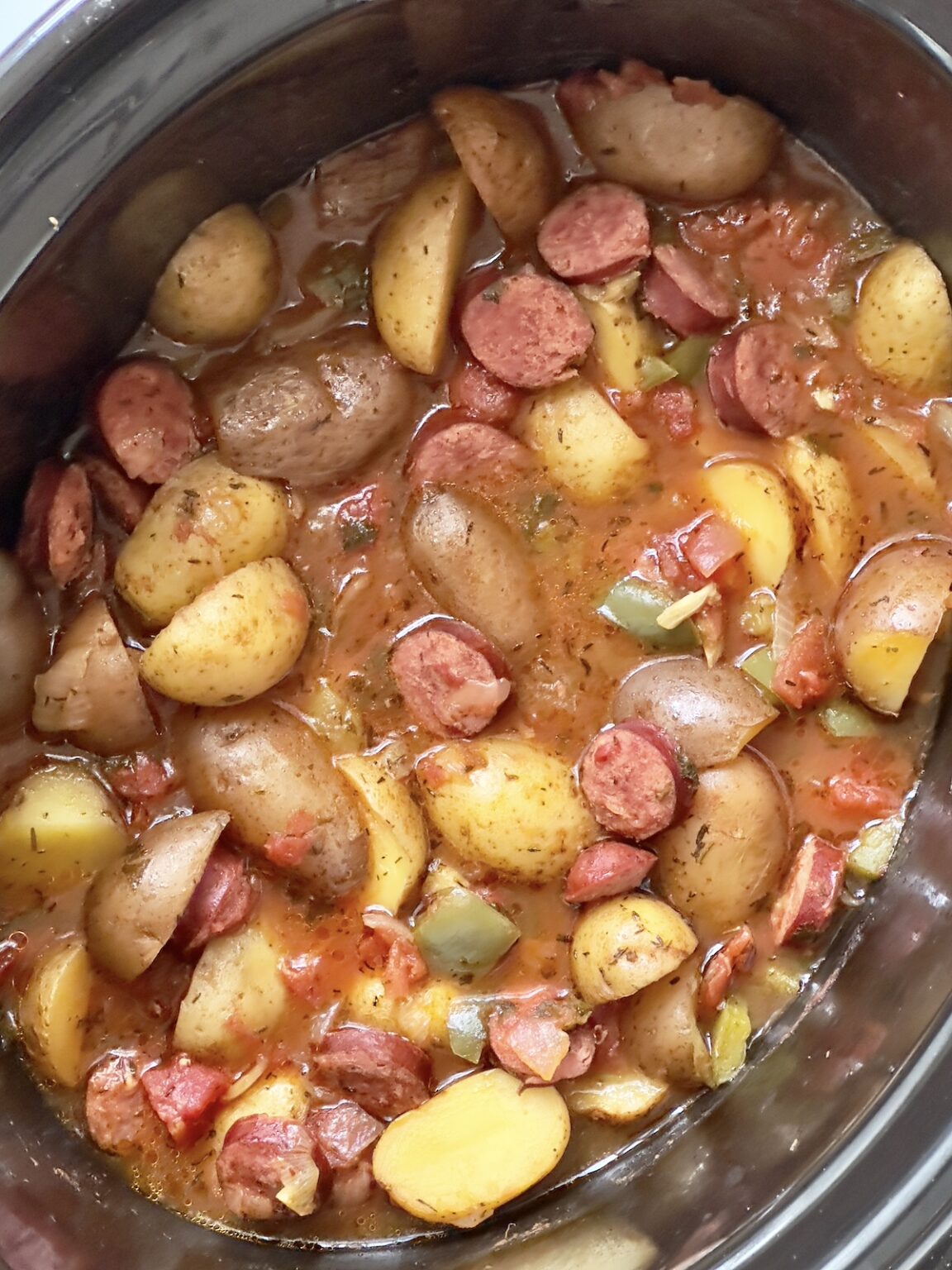 Easy Crockpot Sausage and Potatoes Casserole