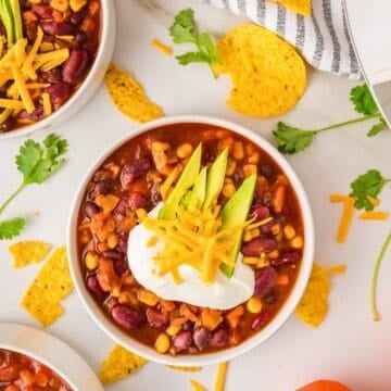 meatless chili in a bowl