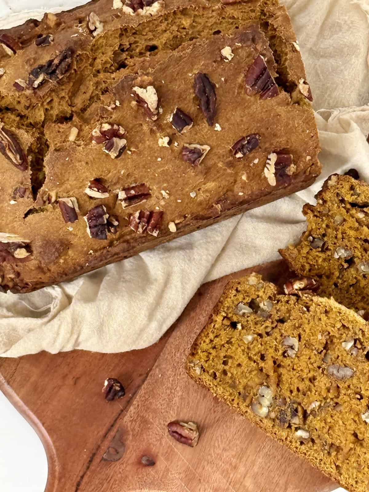 close up of pumpkin pecan bread slices