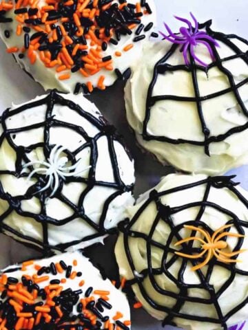 Halloween spider donuts pinterest image